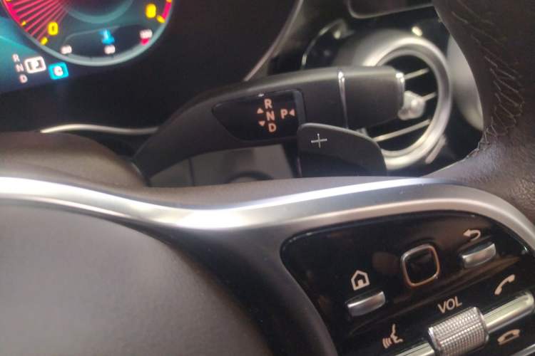 Used Mercedes-Benz GLC 2022 Facelifted GLC 260 L 4MATIC Dynamic Edition Gear Lever