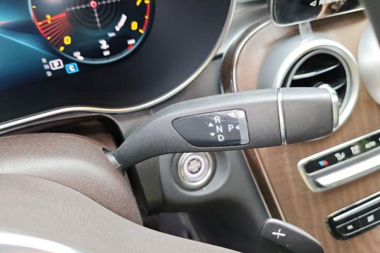 Used Mercedes-Benz GLC 2022 Refreshed GLC 300 L 4MATIC Dynamic Edition Prestige Version Gear Lever
