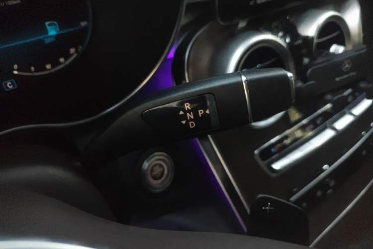 Used Mercedes-Benz GLC 2022 GLC 300 L 4MATIC Dynamic Edition Prestige Model Gear Lever