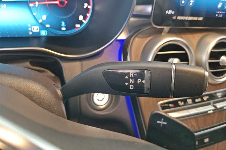 Used Mercedes-Benz GLC 2022 Refreshed GLC 300 L 4MATIC Dynamic Edition Prestige Version Gear Lever
