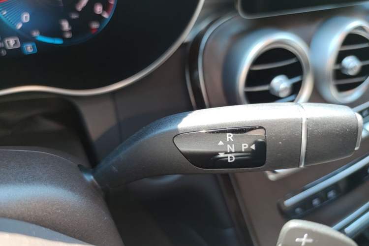 Used Mercedes-Benz GLC 2022 GLC 300 L 4MATIC Luxury Model Gear Lever