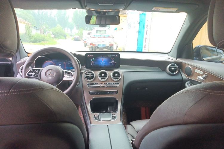 Used Mercedes-Benz GLC 2022 Refreshed GLC 300 L 4MATIC Dynamic Edition Headliner