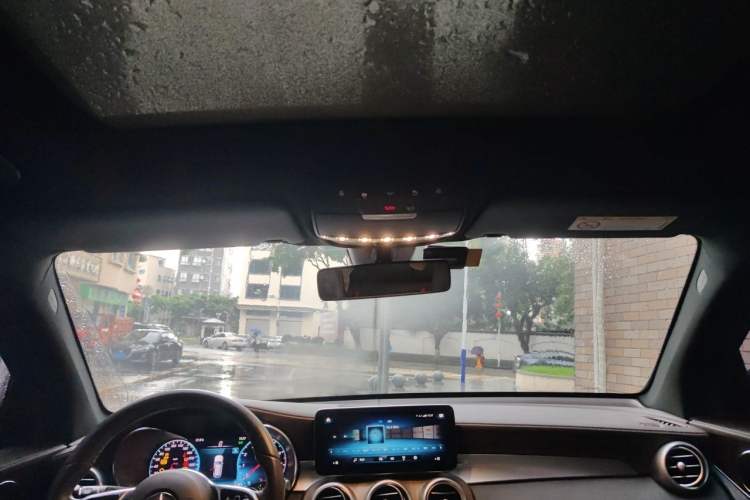 Used Mercedes-Benz GLC 2022 GLC 300 L 4MATIC Dynamic Edition Prestige Model Headliner