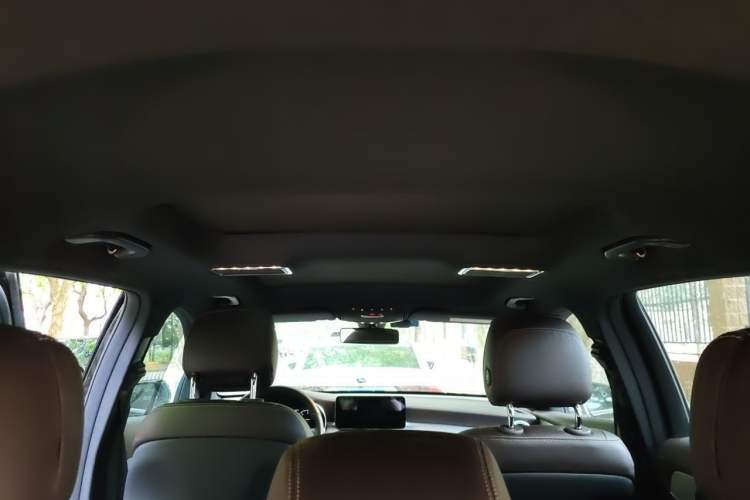 Used Mercedes-Benz GLC 2022 Second Facelift GLC 260 L 4MATIC Dynamic Edition Headliner