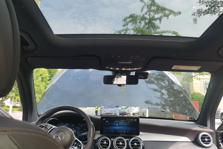 Used Mercedes-Benz GLC 2022 Refreshed GLC 260 L 4MATIC Dynamic Edition Headliner