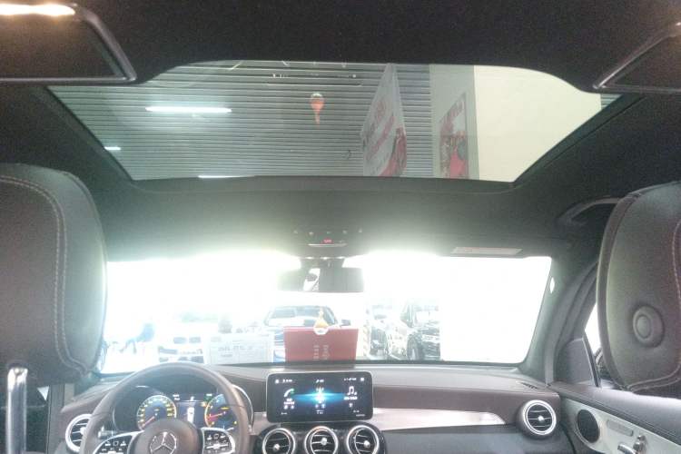 Used Mercedes-Benz GLC 2022 Refreshed GLC 260 L 4MATIC Dynamic Edition Headliner