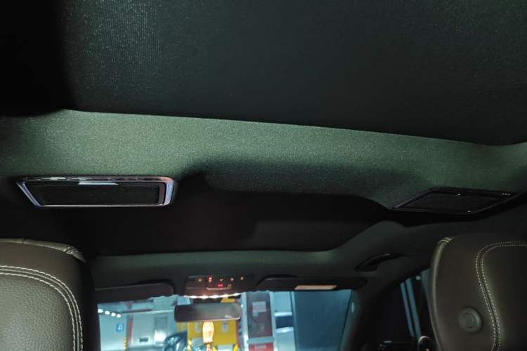 Used Mercedes-Benz GLC 2022 Refreshed GLC 300 L 4MATIC Dynamic Edition Prestige Version Headliner