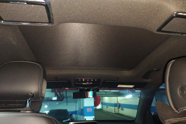 Used Mercedes-Benz GLC 2022 Refreshed GLC 260 L 4MATIC Dynamic Edition Headliner
