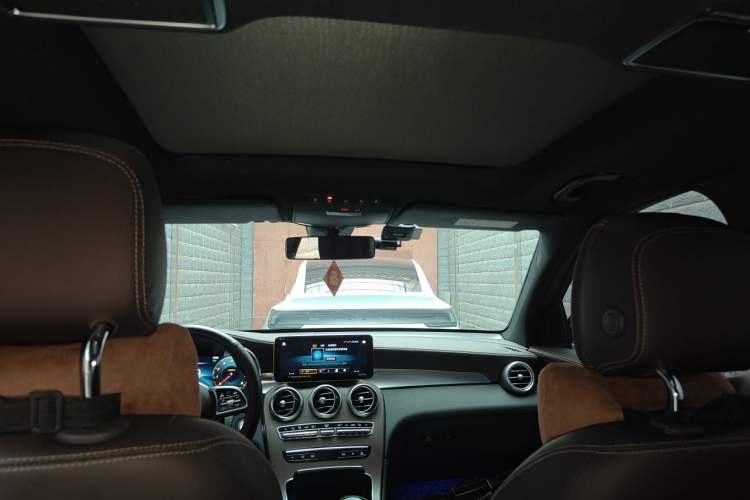 Used Mercedes-Benz GLC 2022 Refreshed GLC 300 L 4MATIC Dynamic Edition Prestige Version Headliner