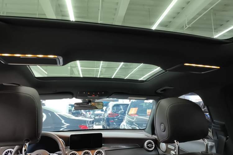 Used Mercedes-Benz GLC 2022 Refreshed GLC 300 L 4MATIC Dynamic Edition Prestige Version Headliner