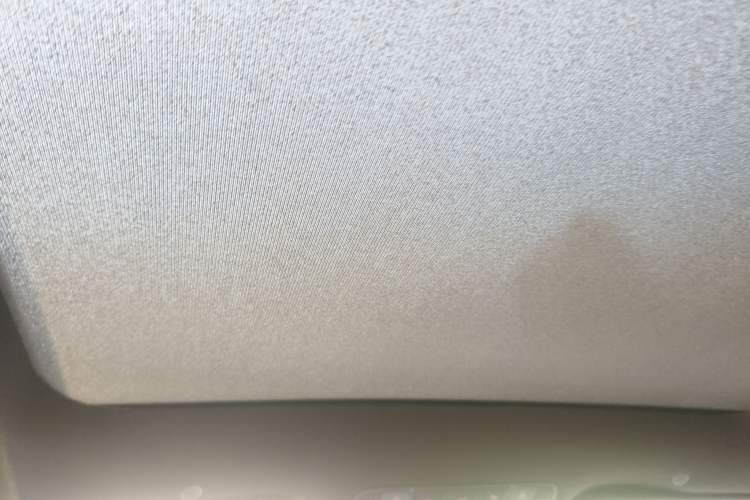Used Mercedes-Benz GLC 2022 Second Facelift GLC 260 L 4MATIC Luxury Edition Headliner