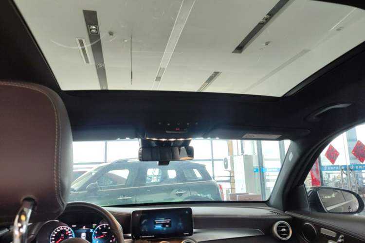 Used Mercedes-Benz GLC 2022 Refreshed GLC 300 L 4MATIC Dynamic Edition Headliner