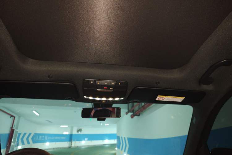 Used Mercedes-Benz GLC 2022 Refreshed GLC 300 L 4MATIC Dynamic Edition Prestige Version Headliner