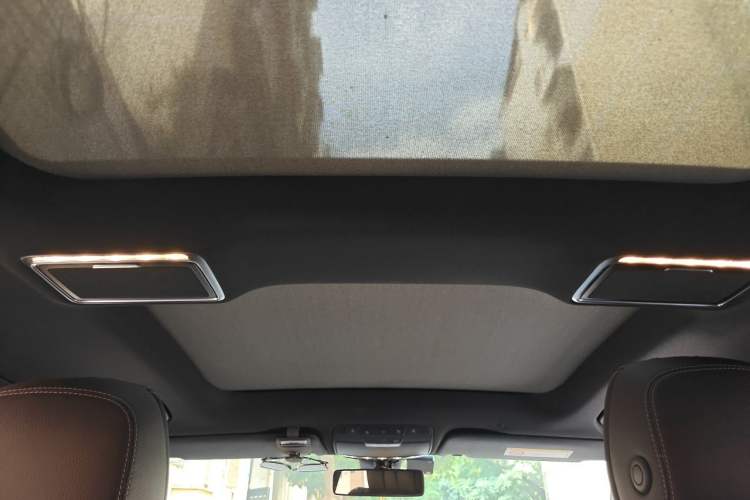 Used Mercedes-Benz GLC 2022 Refreshed GLC 300 L 4MATIC Dynamic Edition Prestige Version Headliner