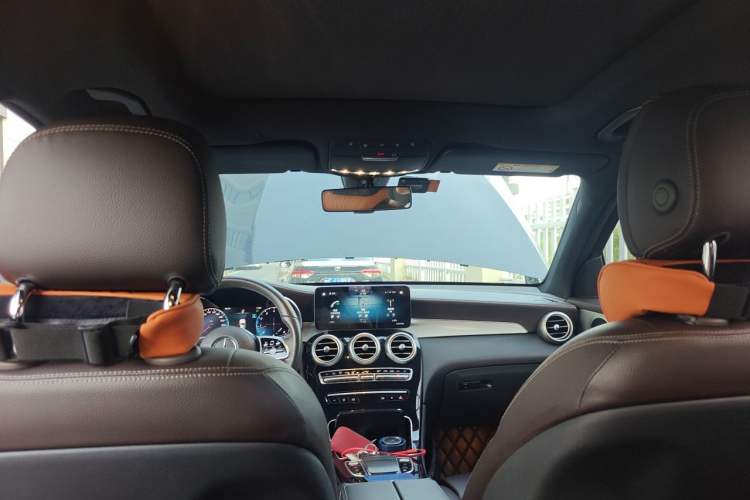 Used Mercedes-Benz GLC 2022 Refreshed GLC 260 L 4MATIC Dynamic Edition Headliner