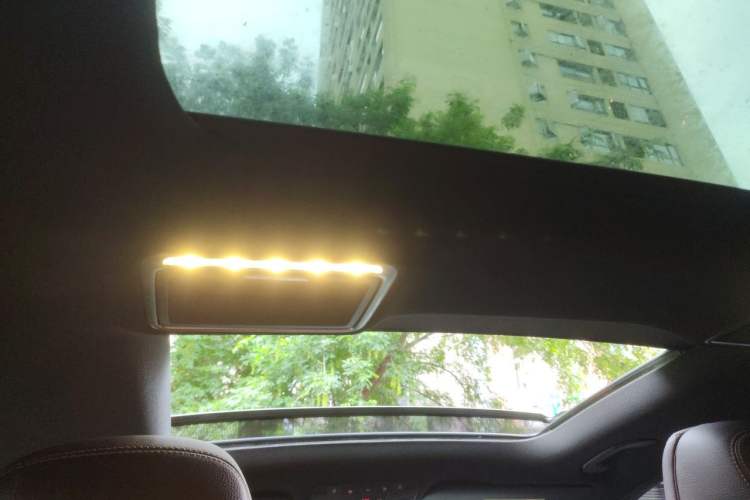 Used Mercedes-Benz GLC 2022 GLC 260 L 4MATIC Luxury Model Headliner