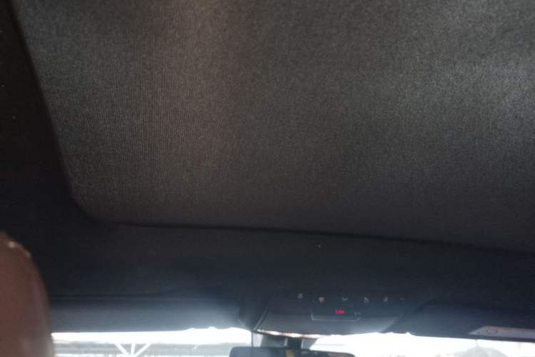 Used Mercedes-Benz GLC 2022 Facelifted GLC 260 L 4MATIC Dynamic Edition Headliner