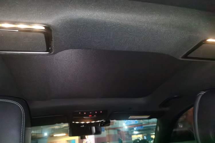 Used Mercedes-Benz GLC 2022 Refreshed GLC 300 L 4MATIC Dynamic Edition Prestige Version Headliner