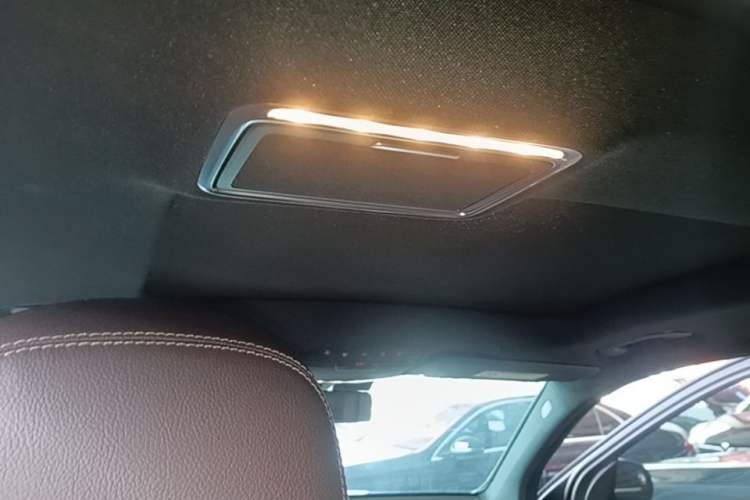 Used Mercedes-Benz GLC 2022 Facelifted GLC 260 L 4MATIC Dynamic Edition Headliner