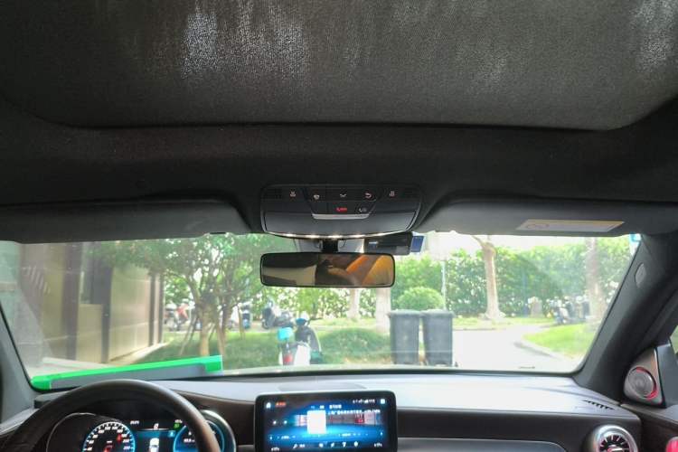 Used Mercedes-Benz GLC 2022 Facelift GLC 260 L 4MATIC Luxury Edition Headliner