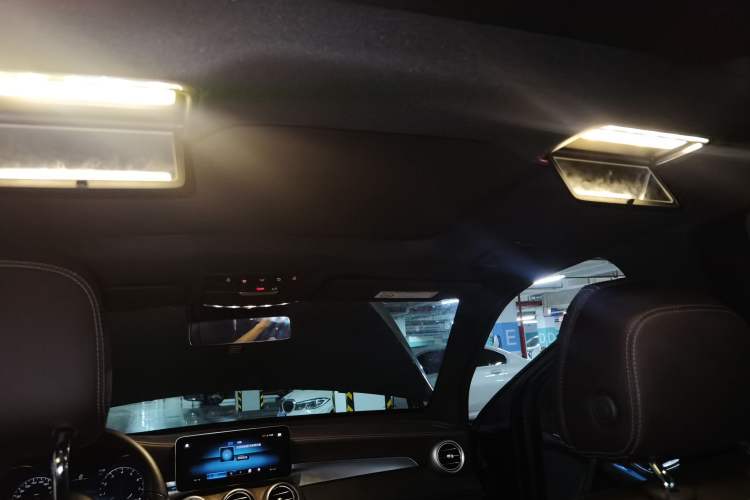 Used Mercedes-Benz GLC 2022 GLC 300 L 4MATIC Dynamic Edition Prestige Model Headliner