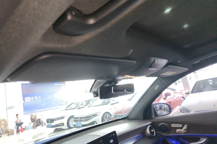 Used Mercedes-Benz GLC 2022 Second Facelift GLC 260 L 4MATIC Luxury Edition Headliner