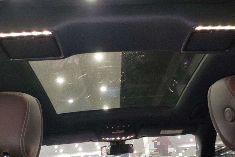 Used Mercedes-Benz GLC 2022 Facelift GLC 260 L 4MATIC Luxury Edition Headliner