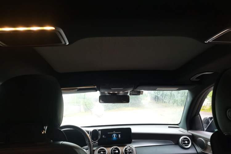 Used Mercedes-Benz GLC 2022 Refreshed GLC 300 L 4MATIC Dynamic Edition Prestige Version Headliner