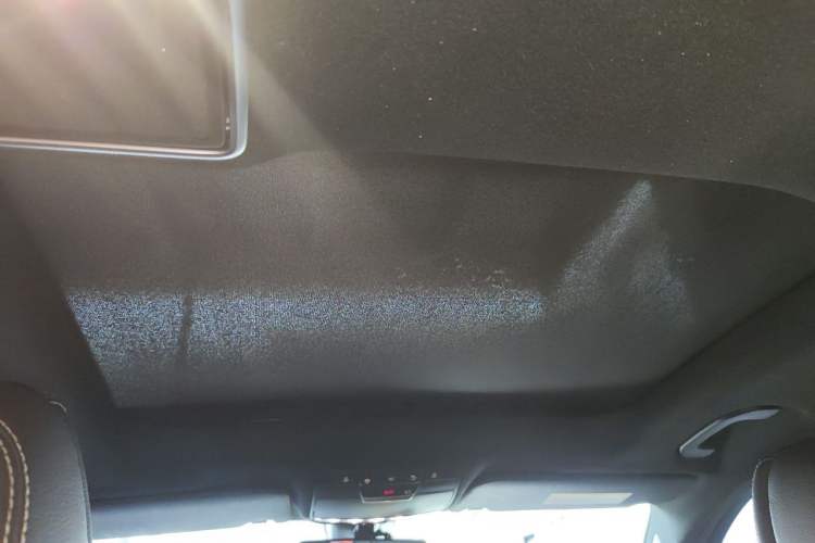Used Mercedes-Benz GLC 2022 Refreshed GLC 300 L 4MATIC Dynamic Edition Prestige Version Headliner