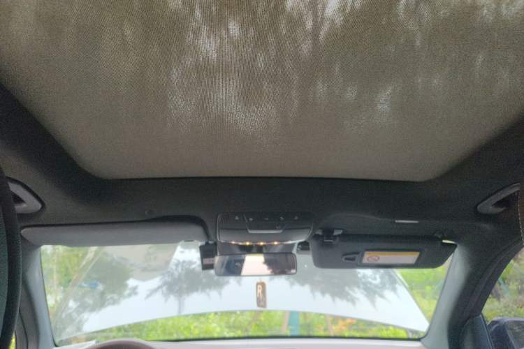 Used Mercedes-Benz GLC 2022 Refreshed GLC 300 L 4MATIC Dynamic Edition Prestige Version Headliner