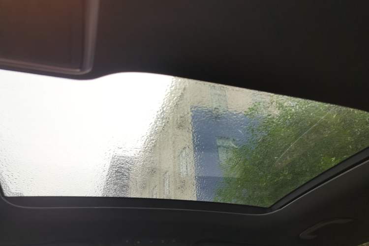 Used Mercedes-Benz GLC 2022 GLC 300 L 4MATIC Dynamic Model Headliner