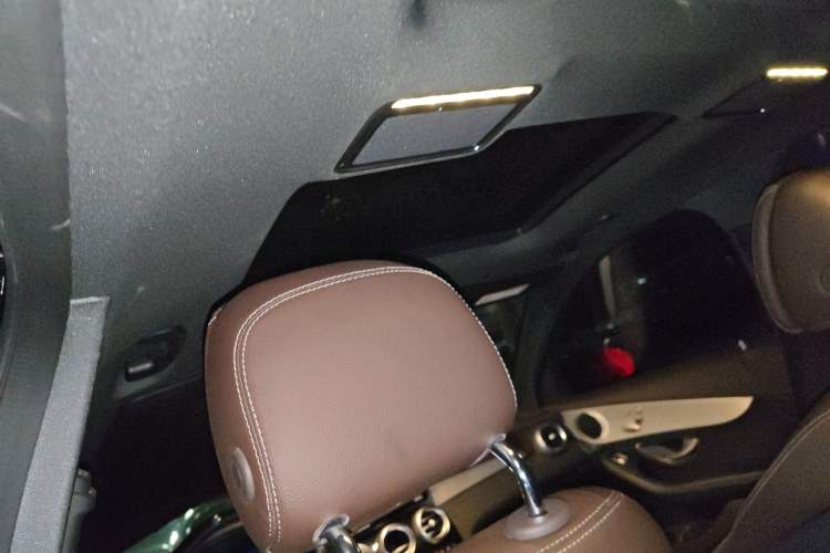 Used Mercedes-Benz GLC 2022 Facelifted GLC 260 L 4MATIC Dynamic Edition Headliner