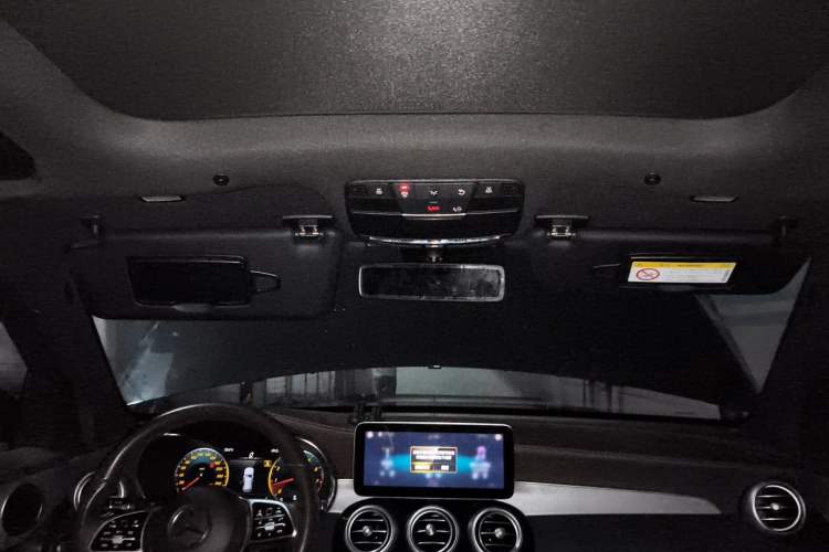 Used Mercedes-Benz GLC 2022 Refreshed GLC 260 L 4MATIC Dynamic Edition Headliner