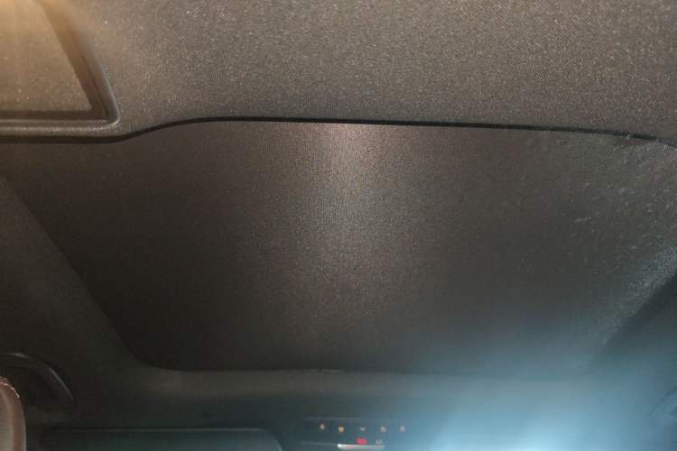 Used Mercedes-Benz GLC 2022 Refreshed GLC 300 L 4MATIC Dynamic Edition Prestige Version Headliner