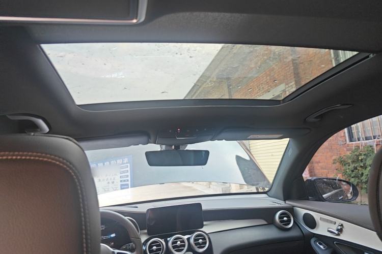 Used Mercedes-Benz GLC 2022 Facelifted GLC 260 L 4MATIC Dynamic Edition Headliner