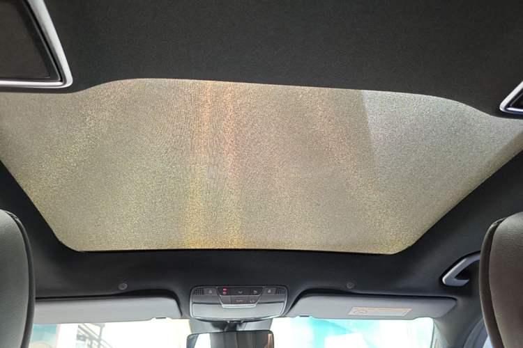 Used Mercedes-Benz GLC 2022 Refreshed GLC 300 L 4MATIC Dynamic Edition Prestige Version Headliner