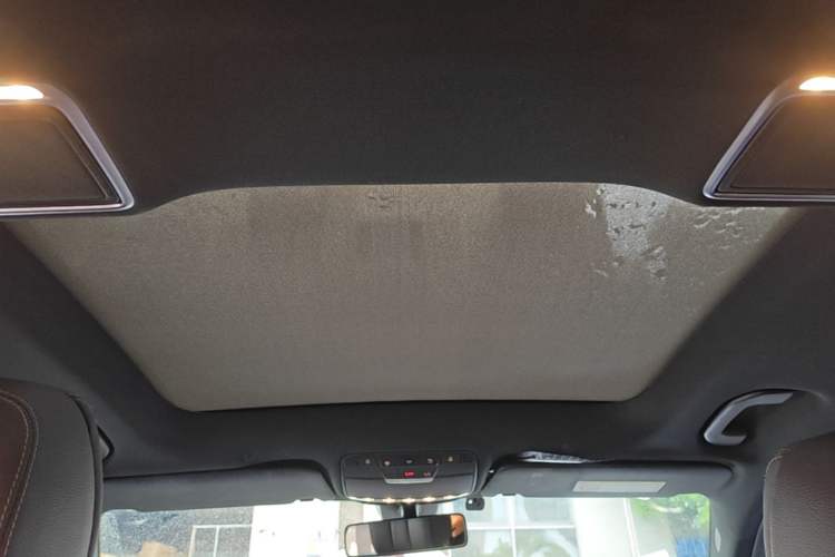 Used Mercedes-Benz GLC 2022 Refreshed GLC 300 L 4MATIC Dynamic Edition Prestige Version Headliner