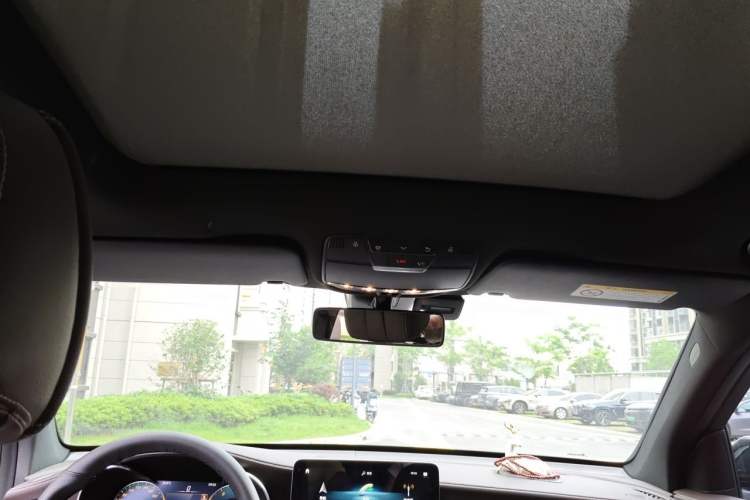 Used Mercedes-Benz GLC 2022 Refreshed GLC 300 L 4MATIC Dynamic Edition Prestige Version Headliner