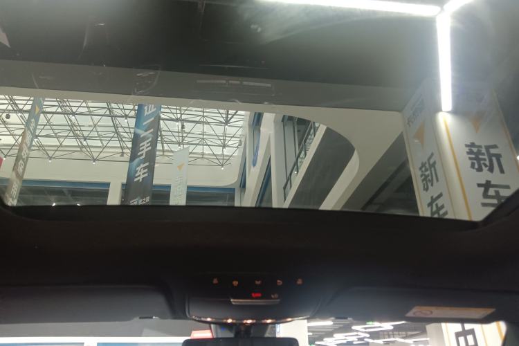 Used Mercedes-Benz GLC 2022 Refreshed GLC 300 L 4MATIC Dynamic Edition Prestige Version Headliner