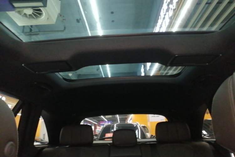 Used Mercedes-Benz GLC 2022 Refreshed GLC 300 L 4MATIC Dynamic Edition Prestige Version Headliner
