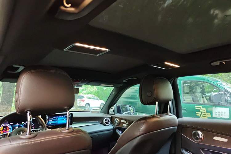 Used Mercedes-Benz GLC 2022 Refreshed GLC 300 L 4MATIC Dynamic Edition Headliner