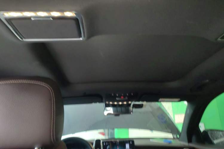 Used Mercedes-Benz GLC 2022 GLC 300 L 4MATIC Dynamic Model Headliner
