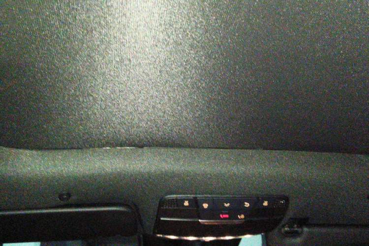 Used Mercedes-Benz GLC 2022 Refreshed GLC 300 L 4MATIC Dynamic Edition Prestige Version Headliner