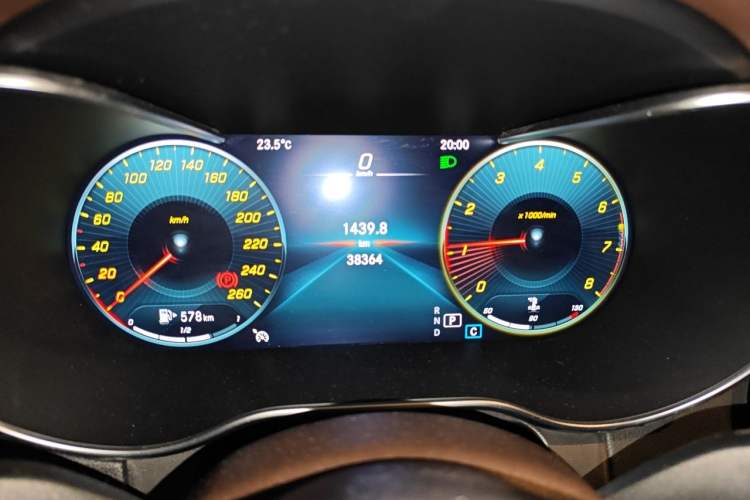 Used Mercedes-Benz GLC 2022 Facelifted GLC 260 L 4MATIC Dynamic Edition Instrument Cluster