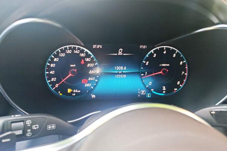 Used Mercedes-Benz GLC 2022 Facelifted GLC 260 L 4MATIC Dynamic Edition Instrument Cluster