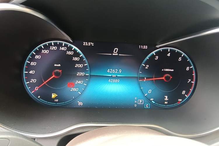 Used Mercedes-Benz GLC 2022 Second Facelift GLC 260 L 4MATIC Dynamic Edition Instrument Cluster