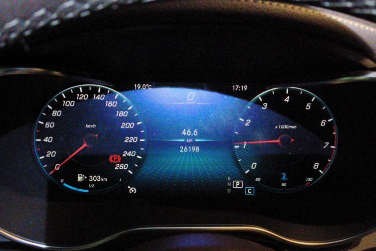 Used Mercedes-Benz GLC 2022 Second Facelift GLC 260 L 4MATIC Luxury Edition Instrument Cluster