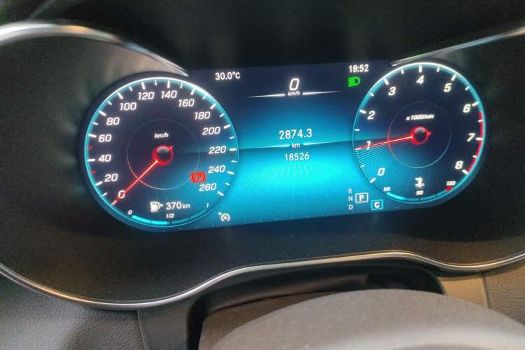 Used Mercedes-Benz GLC 2022 Second Facelift GLC 260 L 4MATIC Luxury Edition Instrument Cluster