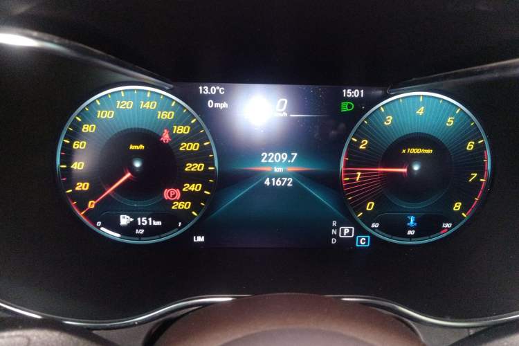Used Mercedes-Benz GLC 2022 Refreshed GLC 260 L 4MATIC Dynamic Edition Instrument Cluster