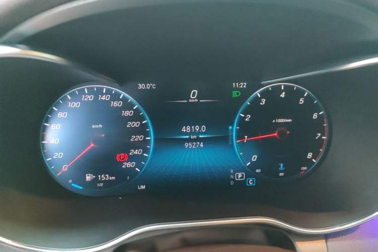 Used Mercedes-Benz GLC 2022 Second Facelift GLC 260 L 4MATIC Luxury Edition Instrument Cluster